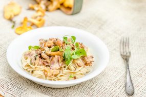 Kantarelli-pekonipasta