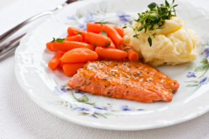 hedelmäinen uunilohifilee uunissa