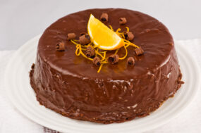 appelsiini-suklaakakku