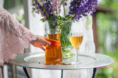 hedelmäinen jäätee