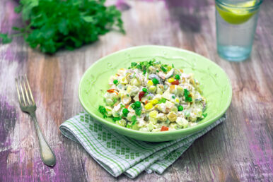 kinkku-juusto-pastasalaatti