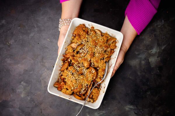 Päärynä-kaurapaistos